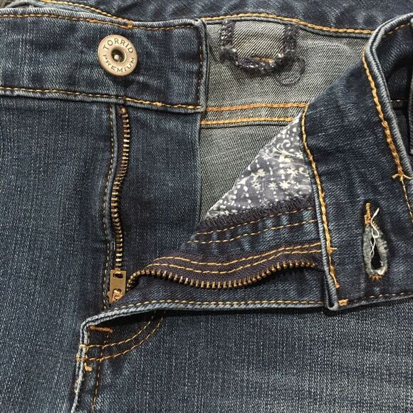 Torrid Premium Women's Plus Size 26 Jeans Blue Skinny Cropped Stretch Denim - Picture 6 of 14